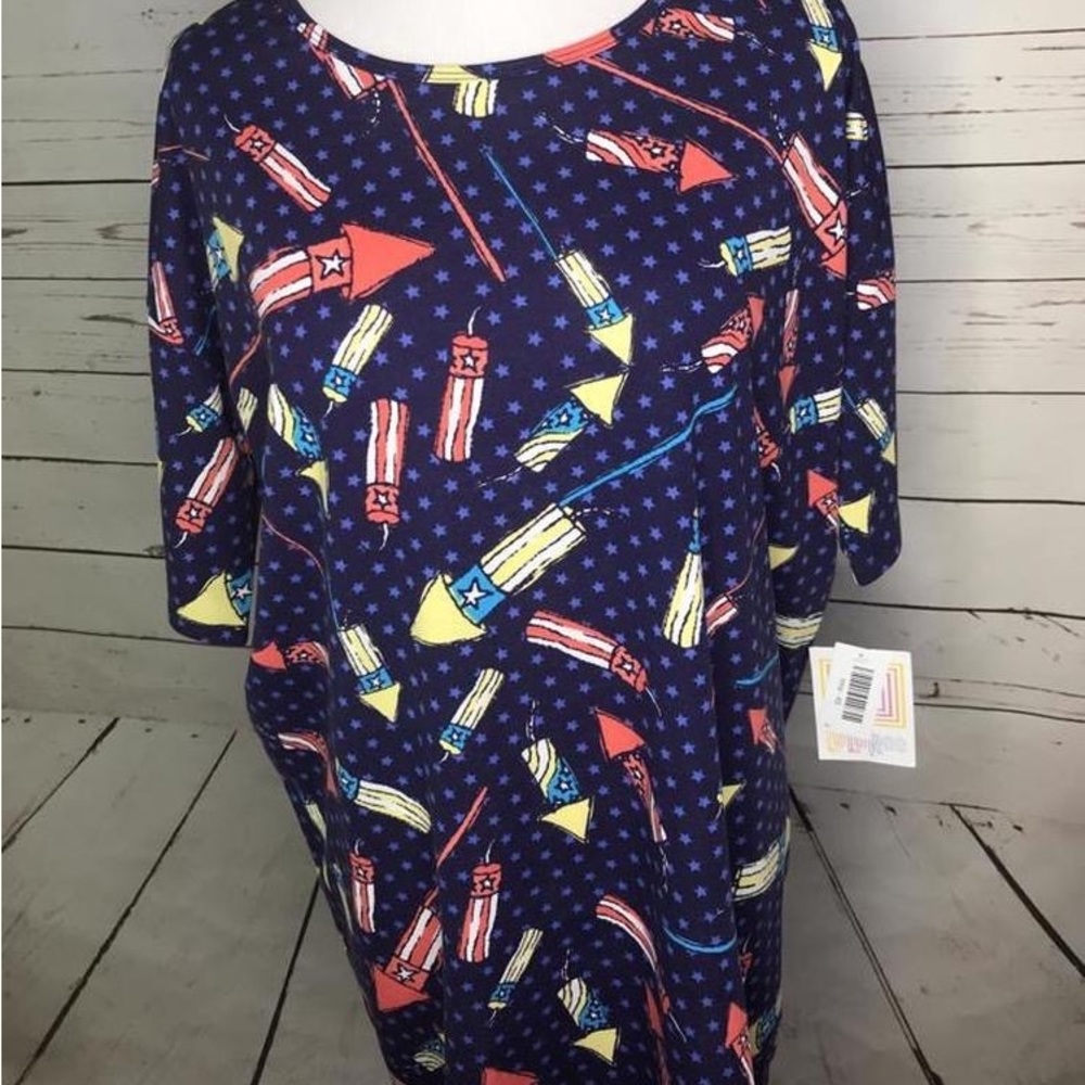 NWT Lularoe Irma Tunic